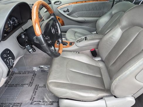 Used 2008 Mercedes-Benz CLK 350 Cabriolet image 16