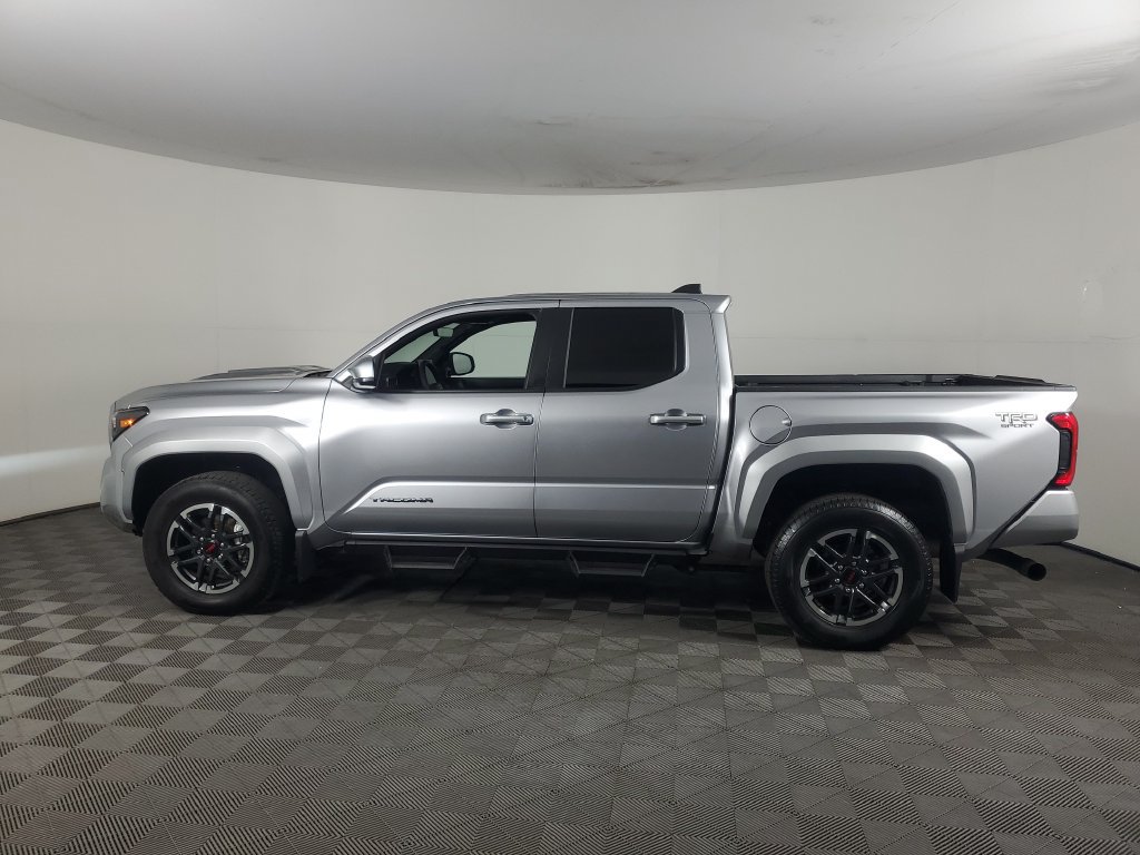 Used 2025 Toyota Tacoma TRD Sport RWD image 7