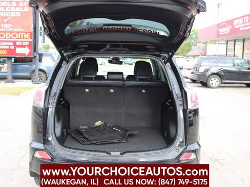 Used 2018 Toyota RAV4 Limited image 12