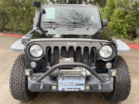 Used 2015 Jeep Wrangler Unlimited Sport image 8