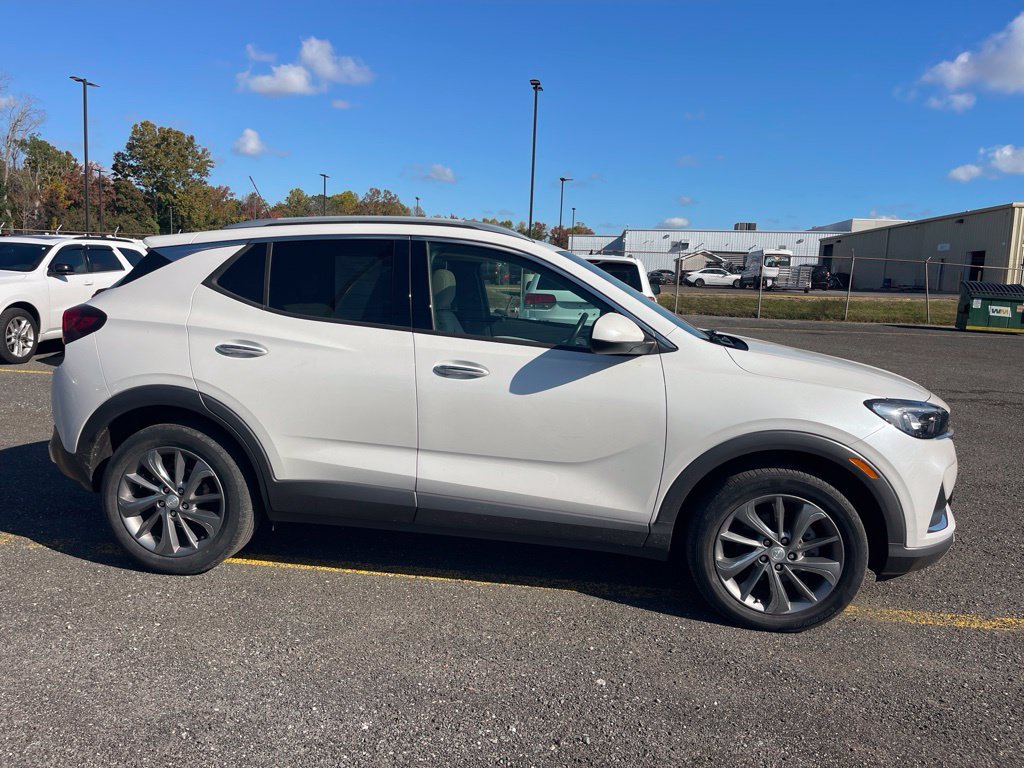 Used 2020 Buick Encore GX Essence w/ Experience Buick Package AWD/4WD image 6