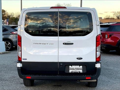 Used 2024 Ford Transit 250 Low Roof w/ Exterior Upgrade Package RWD image 4