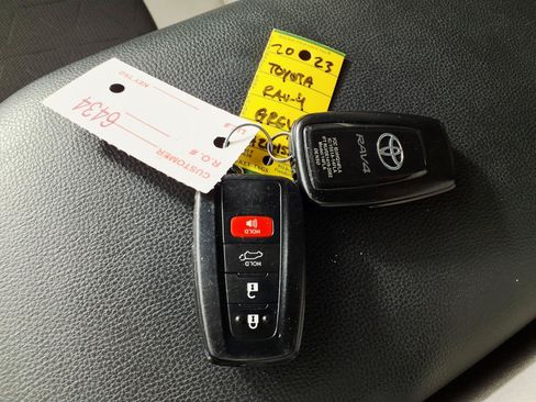 Used 2023 Toyota RAV4 XLE w/ Convenience Package AWD/4WD image 24