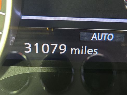 Used 2024 Nissan Pathfinder SL w/ SL Premium Package image 19