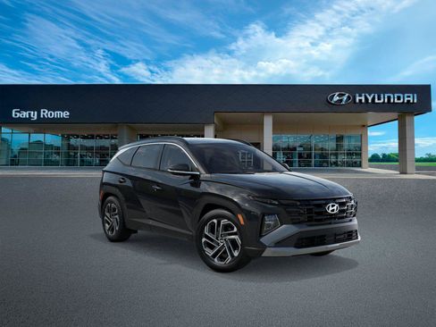 New 2026 Hyundai Tucson SEL Plus AWD/4WD image 2