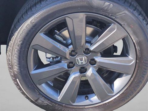 New 2026 Honda Pilot Sport image 10