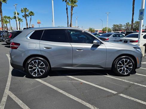 Used 2025 BMW X3 xDrive30i w/ Premium Package AWD/4WD image 4