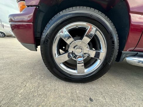 Used 2006 Chevrolet Suburban LTZ w/ Preferred Equipment Group AWD/4WD image 14