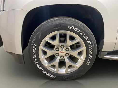 Used 2015 GMC Yukon XL SLE AWD/4WD image 25