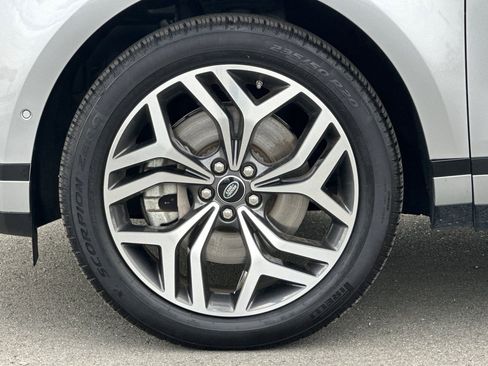 Used 2020 Land Rover Range Rover Evoque SE image 27