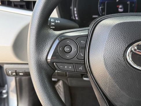 Used 2026 Toyota Corolla LE FWD image 14