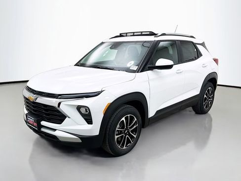 New 2026 Chevrolet TrailBlazer LT w/ Convenience Package image 4