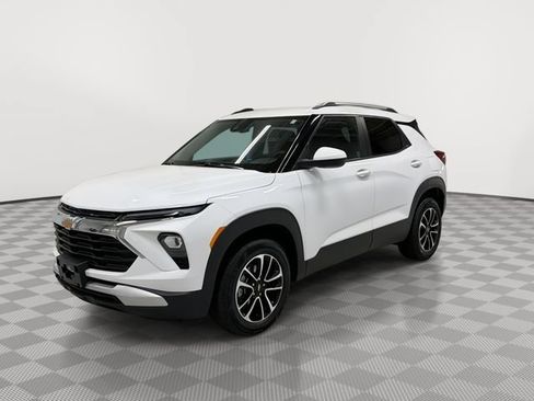Certified 2025 Chevrolet TrailBlazer LT AWD/4WD image 6