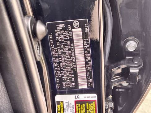 Used 2022 Toyota Camry LE w/ Carpet Mat Package (TMS) FWD image 22