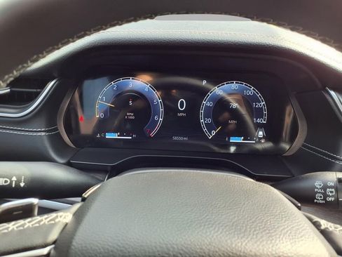 Used 2023 Jeep Grand Cherokee L Limited w/ Rear Seat Video Group I image 16