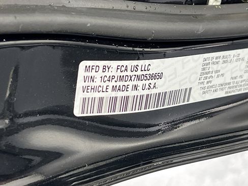 Used 2022 Jeep Cherokee Limited image 31