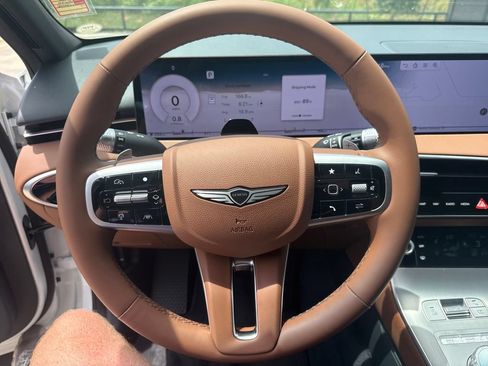 New 2026 Genesis GV70 2.5T Advanced w/ G1 Accessory Package AWD/4WD image 14