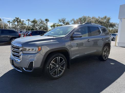 Used 2020 GMC Acadia SLT w/ Premium Package image 7
