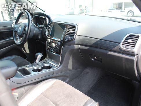 Used 2022 Jeep Grand Cherokee Laredo X image 28