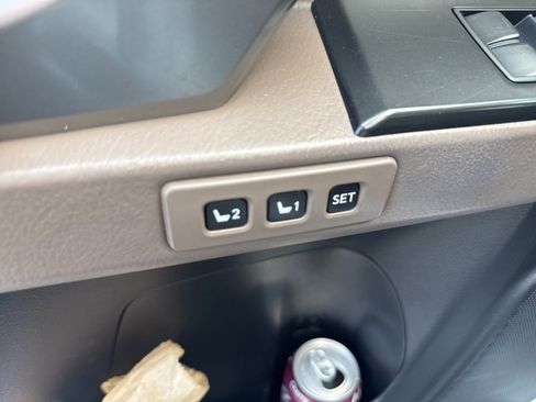 Used 2022 Lexus GX 460 Premium image 12