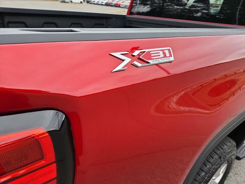 Certified 2025 GMC Sierra 1500 SLT w/ SLT Premium Package image 5