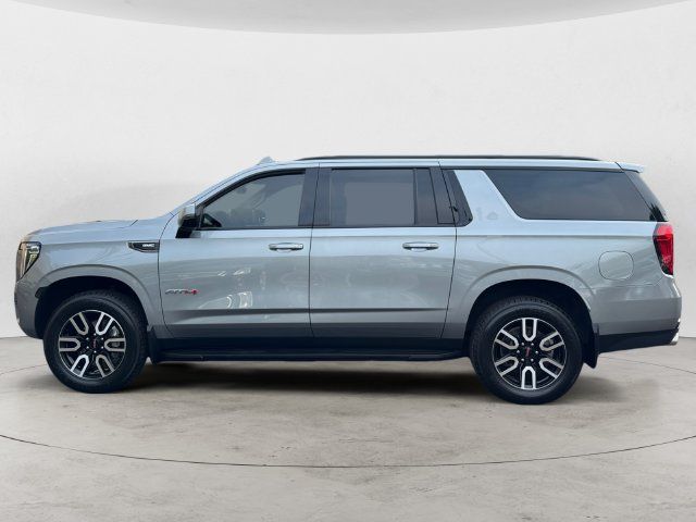 Used 2024 GMC Yukon XL AT4 w/ Max Trailering Package AWD/4WD image 8
