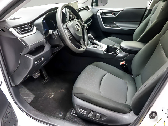 Certified 2025 Toyota RAV4 XLE AWD/4WD image 9