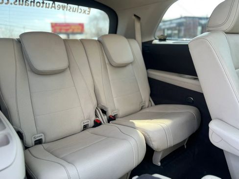 Used 2020 Mercedes-Benz GLS 450 4MATIC image 13