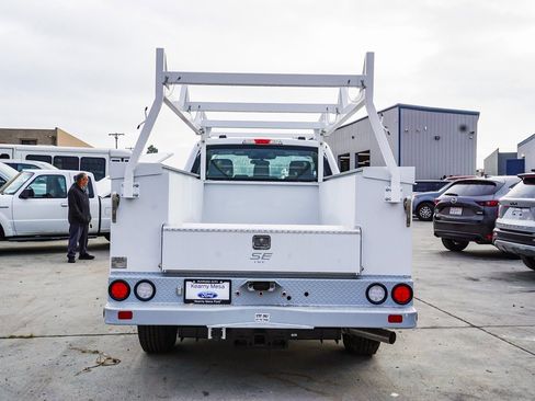 New 2024 Ford F250 XL w/ XL Chrome Package image 7