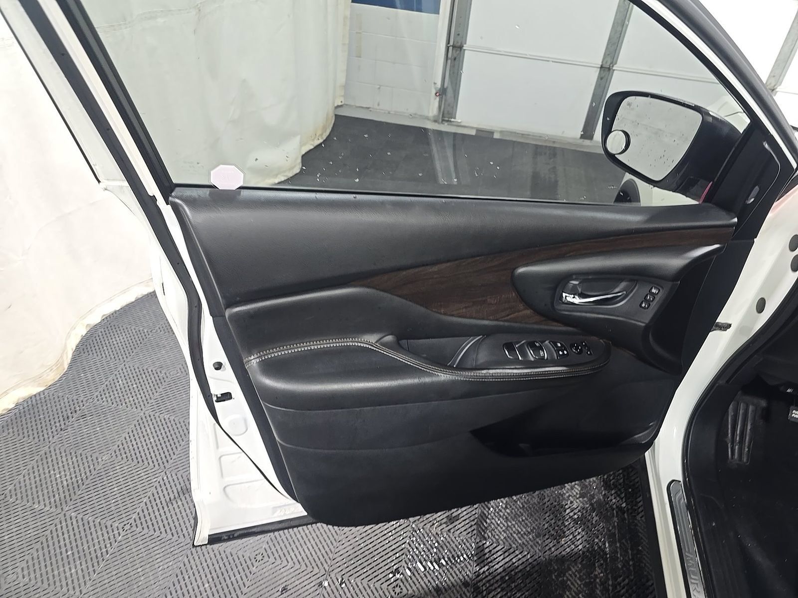 Used 2022 Nissan Murano Platinum AWD/4WD image 14