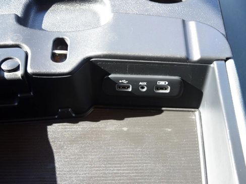 Used 2018 RAM 1500 Tradesman w/ Popular Equipment Group image 11