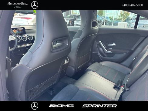 Used 2023 Mercedes-Benz CLA 250 4MATIC image 17