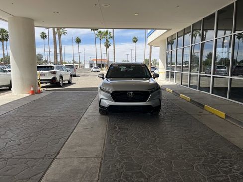 Used 2026 Honda CR-V LX image 7