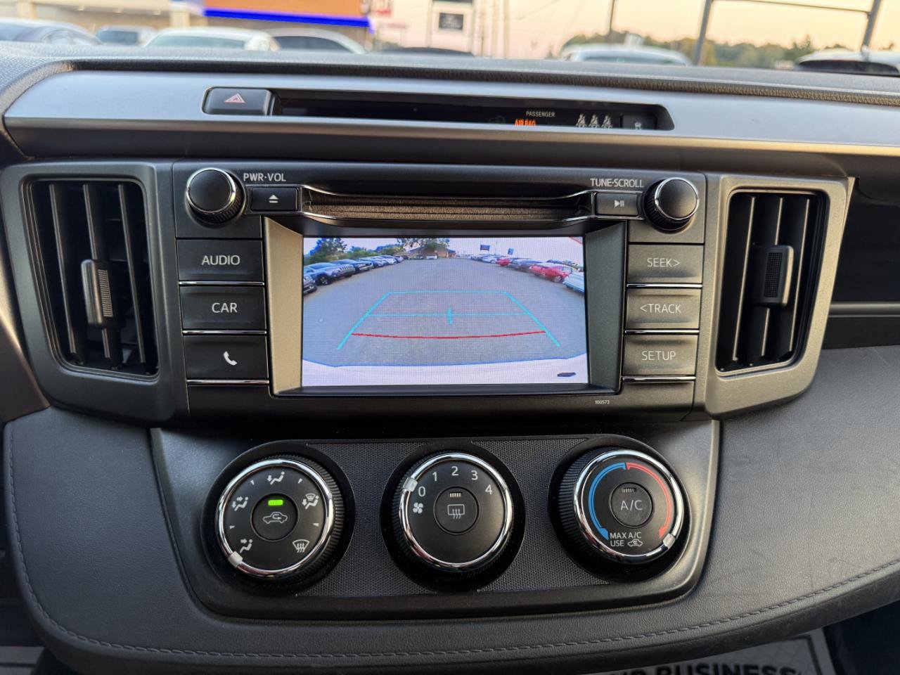 Used 2017 Toyota RAV4 LE w/ Carpet Mat Package AWD/4WD image 17