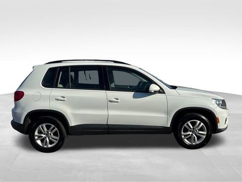 Used 2017 Volkswagen Tiguan S AWD/4WD image 6