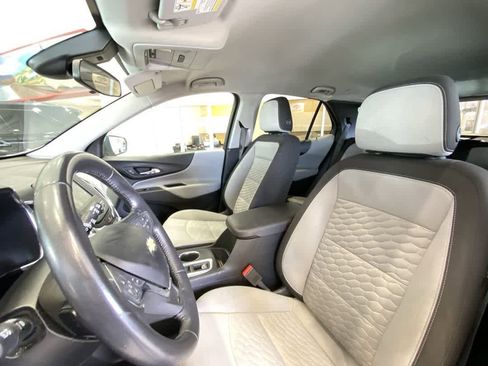 Used 2020 Chevrolet Equinox LT image 14