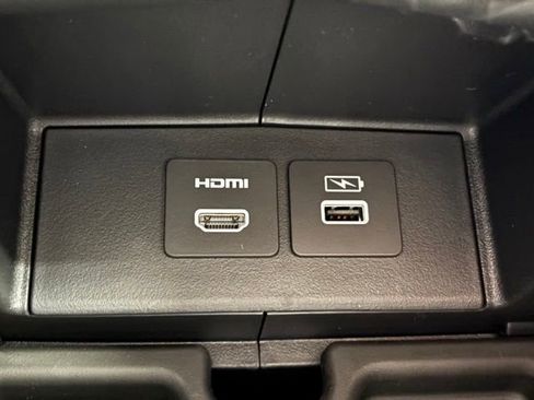New 2026 Honda Odyssey Touring image 15