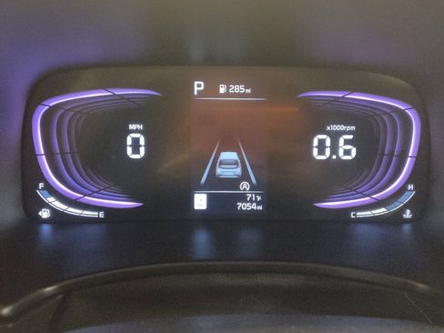 Used 2025 Kia Soul LX w/ LX Technology Package image 23