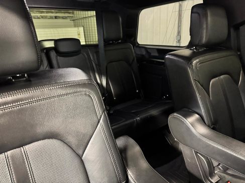 Used 2020 Ford Expedition Limited w/ Equipment Group 302A RWD image 11