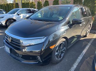 Used 2021 Honda Odyssey Touring video 1
