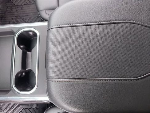 Used 2025 Chevrolet Silverado 3500 LTZ w/ LTZ Plus Package image 21