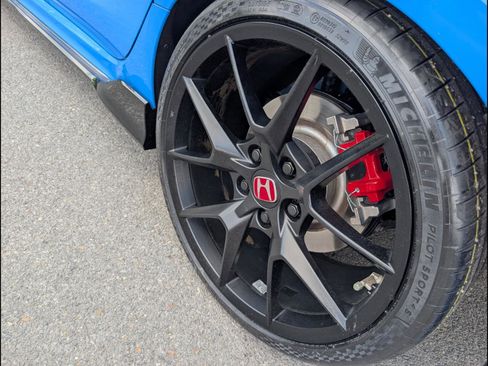 Used 2025 Honda Civic Type R image 21