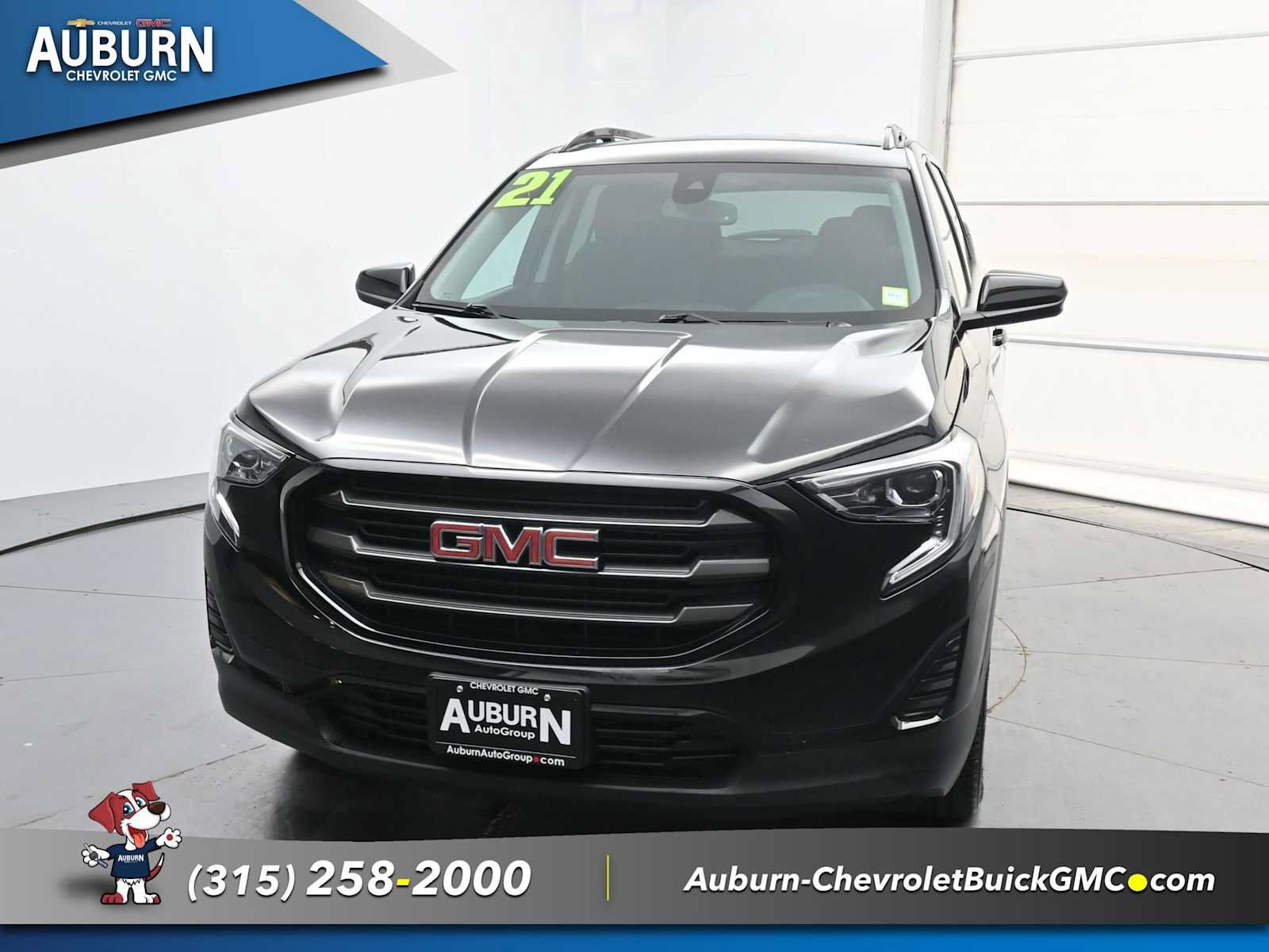 Used 2021 GMC Terrain SLE w/ Driver Convenience Package AWD/4WD image 3