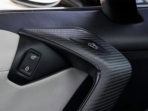 Used 2019 BMW i8 Roadster image 44