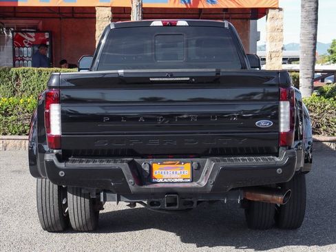 Used 2017 Ford F450 Lariat w/ Lariat Ultimate Package AWD/4WD image 6