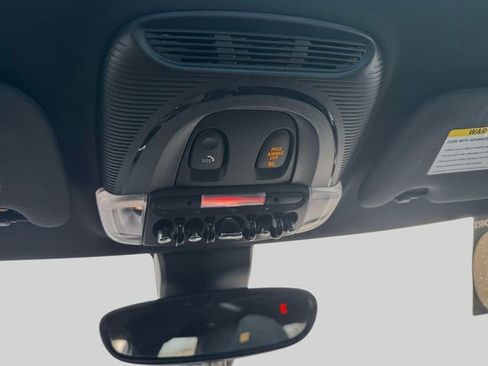 Used 2020 MINI Cooper S w/ Premium Package image 38