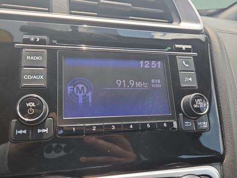 Used 2015 Honda Fit LX image 28