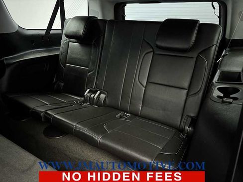 Used 2017 GMC Yukon XL SLT w/ Open Road Package image 17