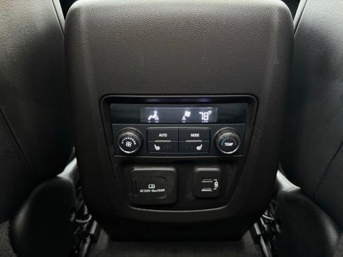 Used 2019 Buick Enclave Avenir w/ Avenir Technology Package image 38