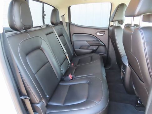 Used 2018 Chevrolet Colorado Z71 image 31